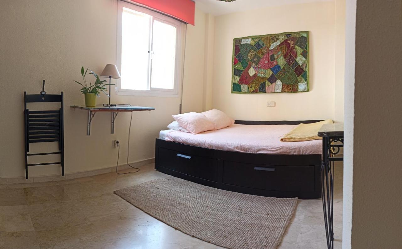 Confortable Habitacion Centrica En Piso Privado Apartment มาลากา ภายนอก รูปภาพ