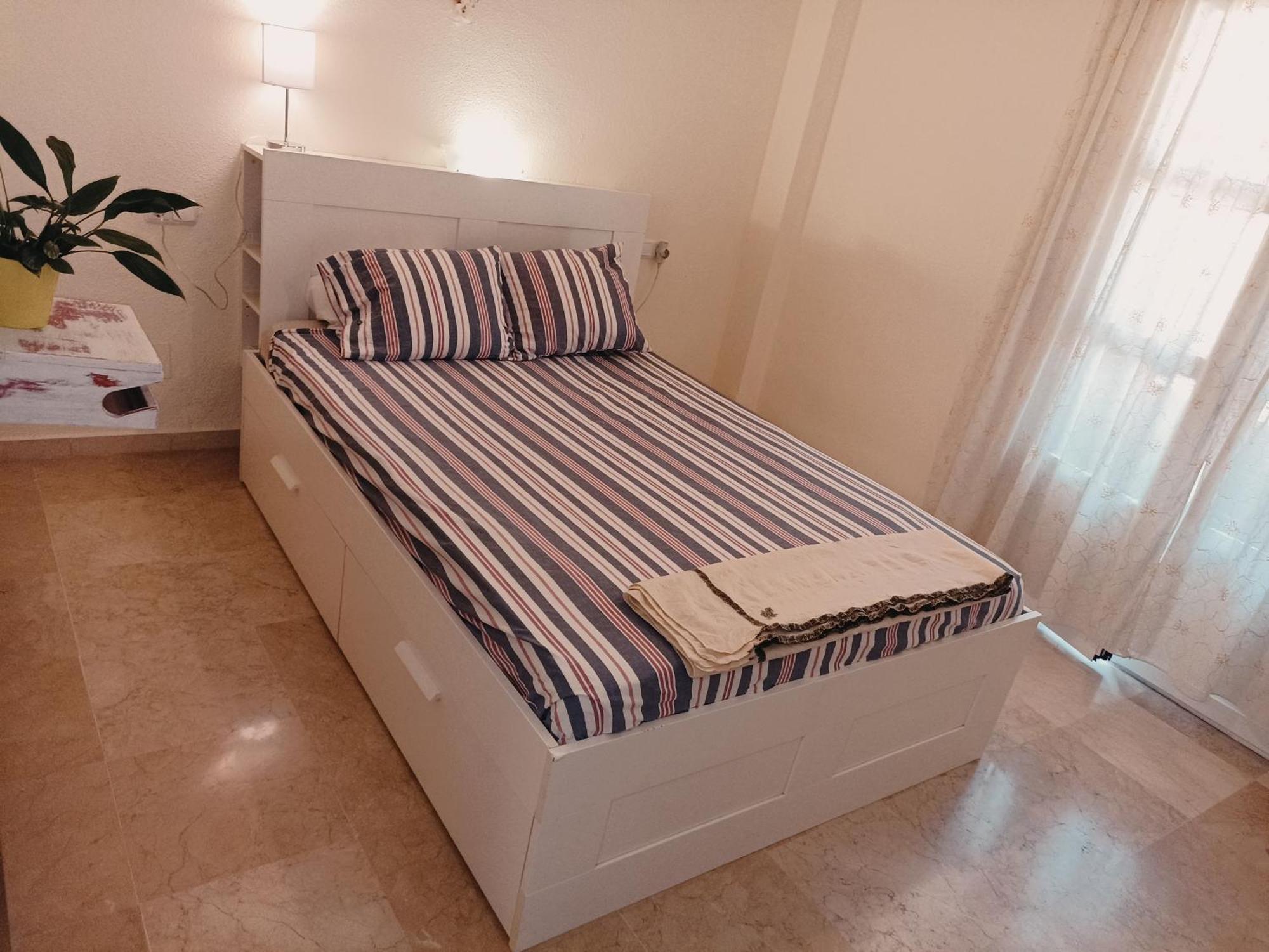 Confortable Habitacion Centrica En Piso Privado Apartment มาลากา ภายนอก รูปภาพ